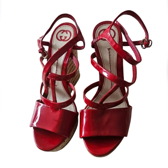Gucci Red Pattent Leather Strappy Wedge Sandals - Picture 2 of 16